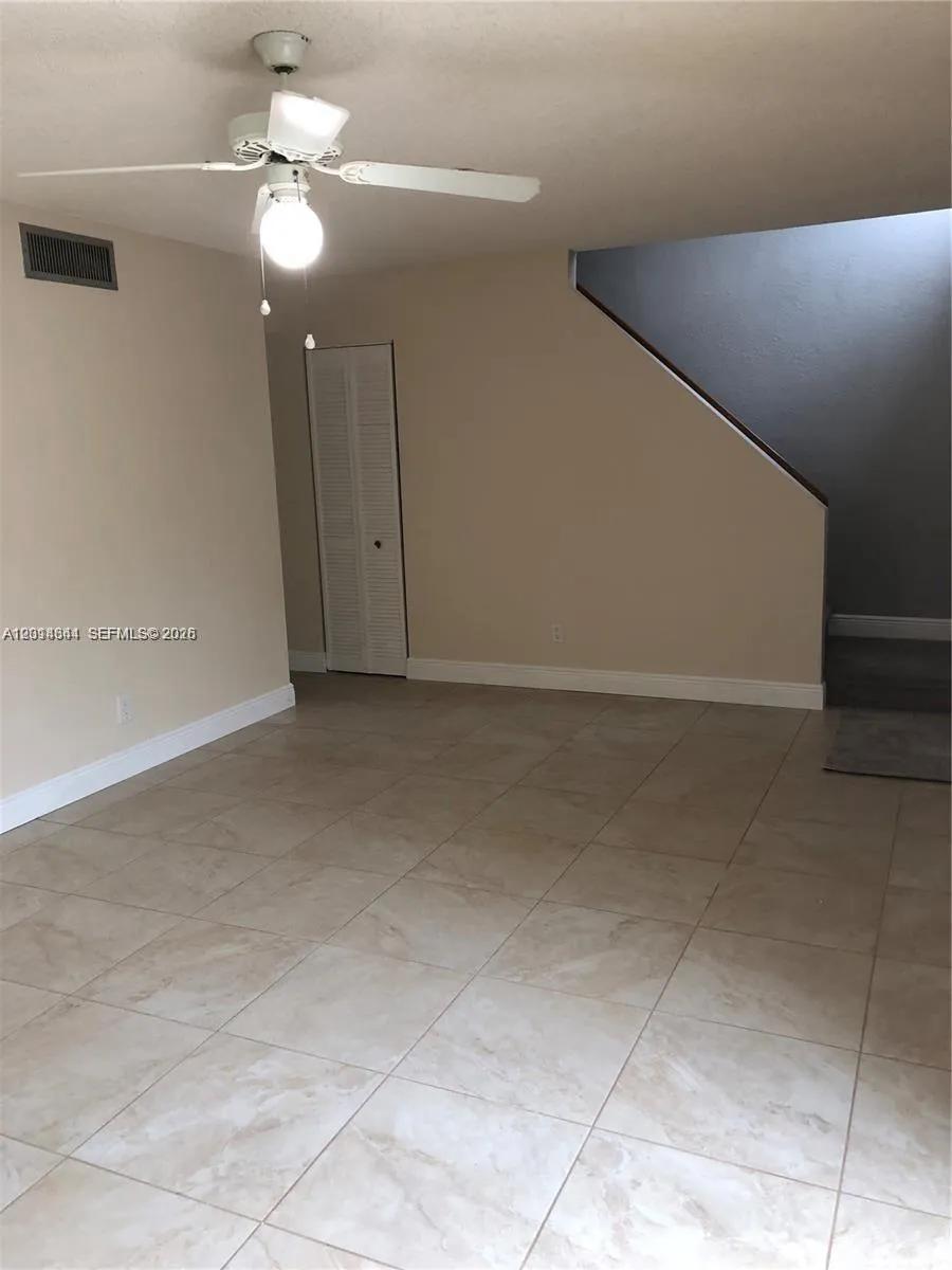 15820 SW 91st Ct # C, Palmetto Bay FL 33157