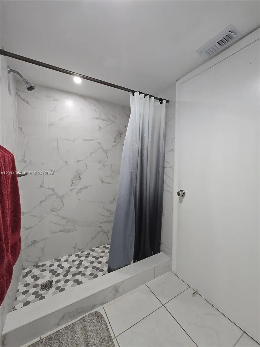 1001 Coral Club Dr # 1001, Coral Springs FL 33071