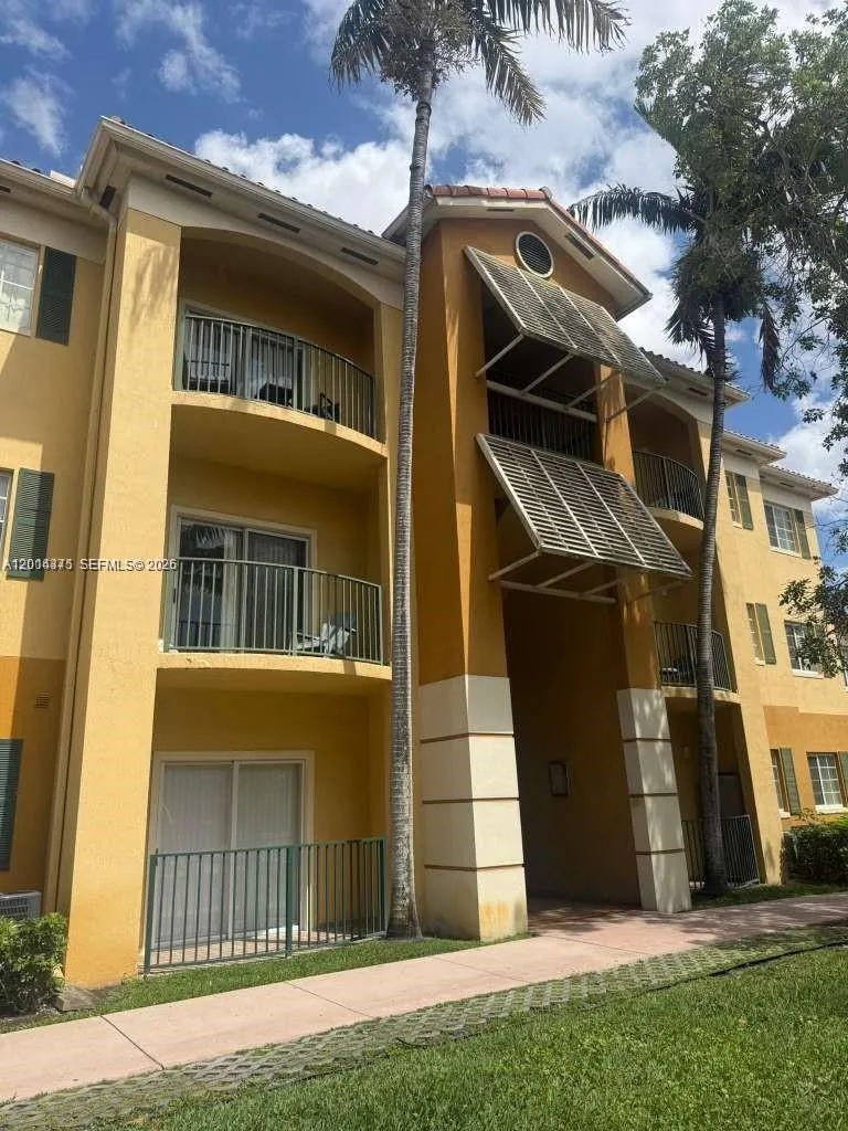 7280 NW 114th Ave # 8, Doral FL 33178