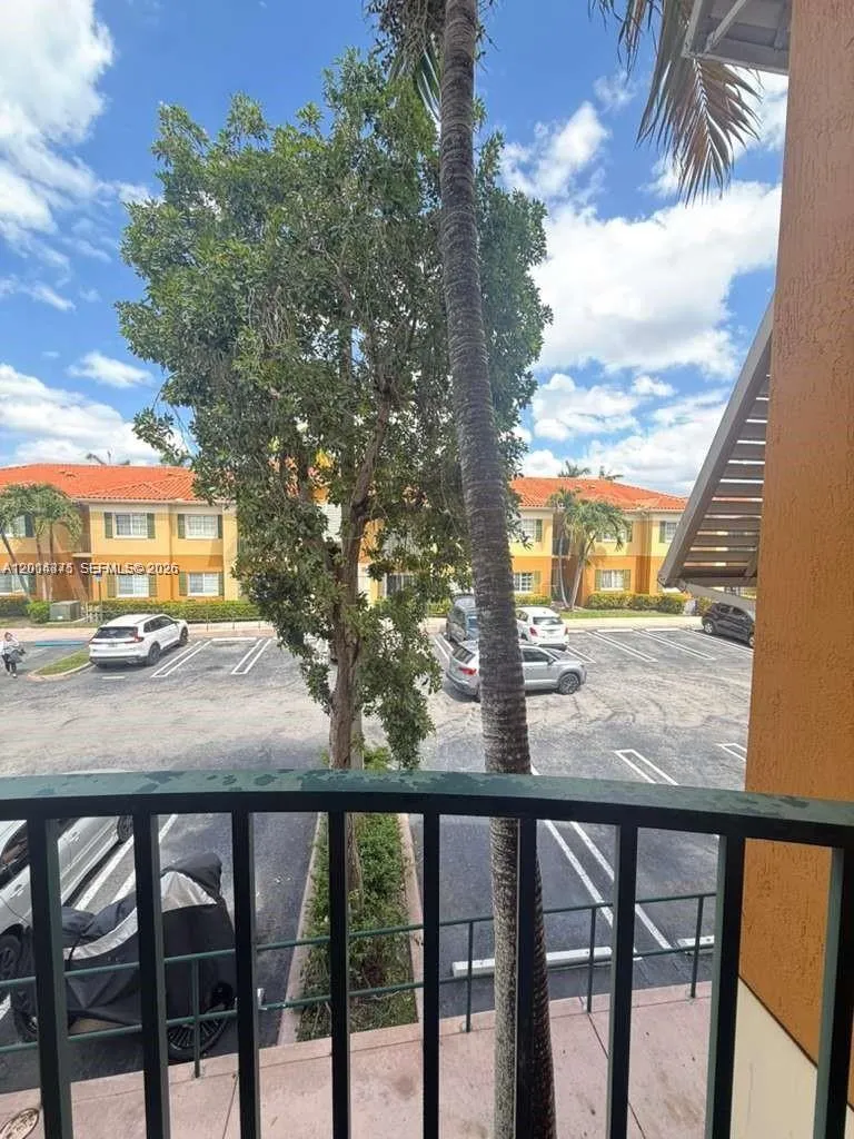 7280 NW 114th Ave # 8, Doral FL 33178