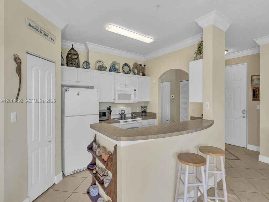 5035 Fairways Cir # 305, Vero Beach FL 32967