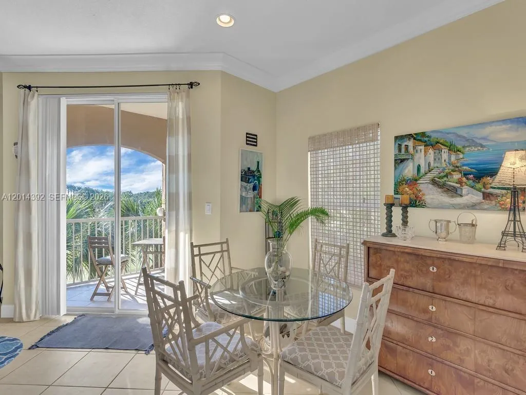5035 Fairways Cir # 305, Vero Beach FL 32967