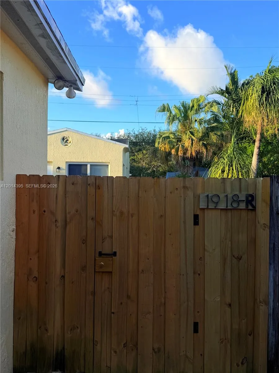 1918 Adams St Rear, Hollywood FL 33020