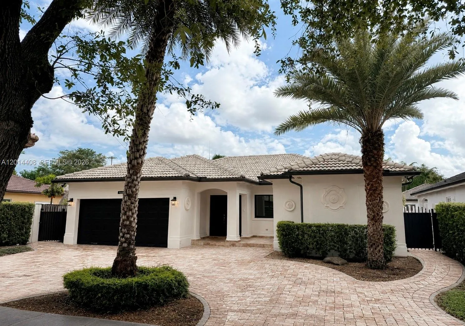 16347 NW 88th Pl, Miami Lakes FL 33018