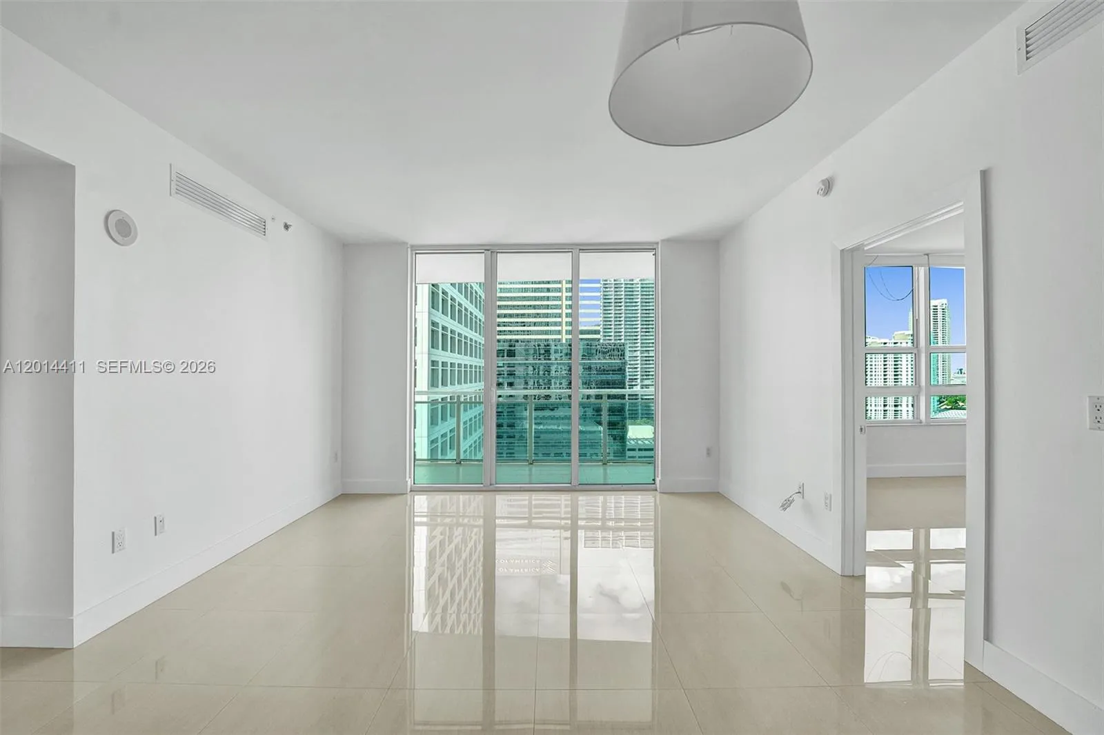 950 Brickell Bay Dr # 1706, Miami FL 33131