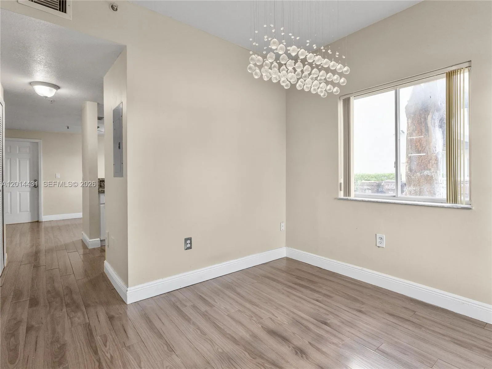 9 E 4th St # 102, Hialeah FL 33010