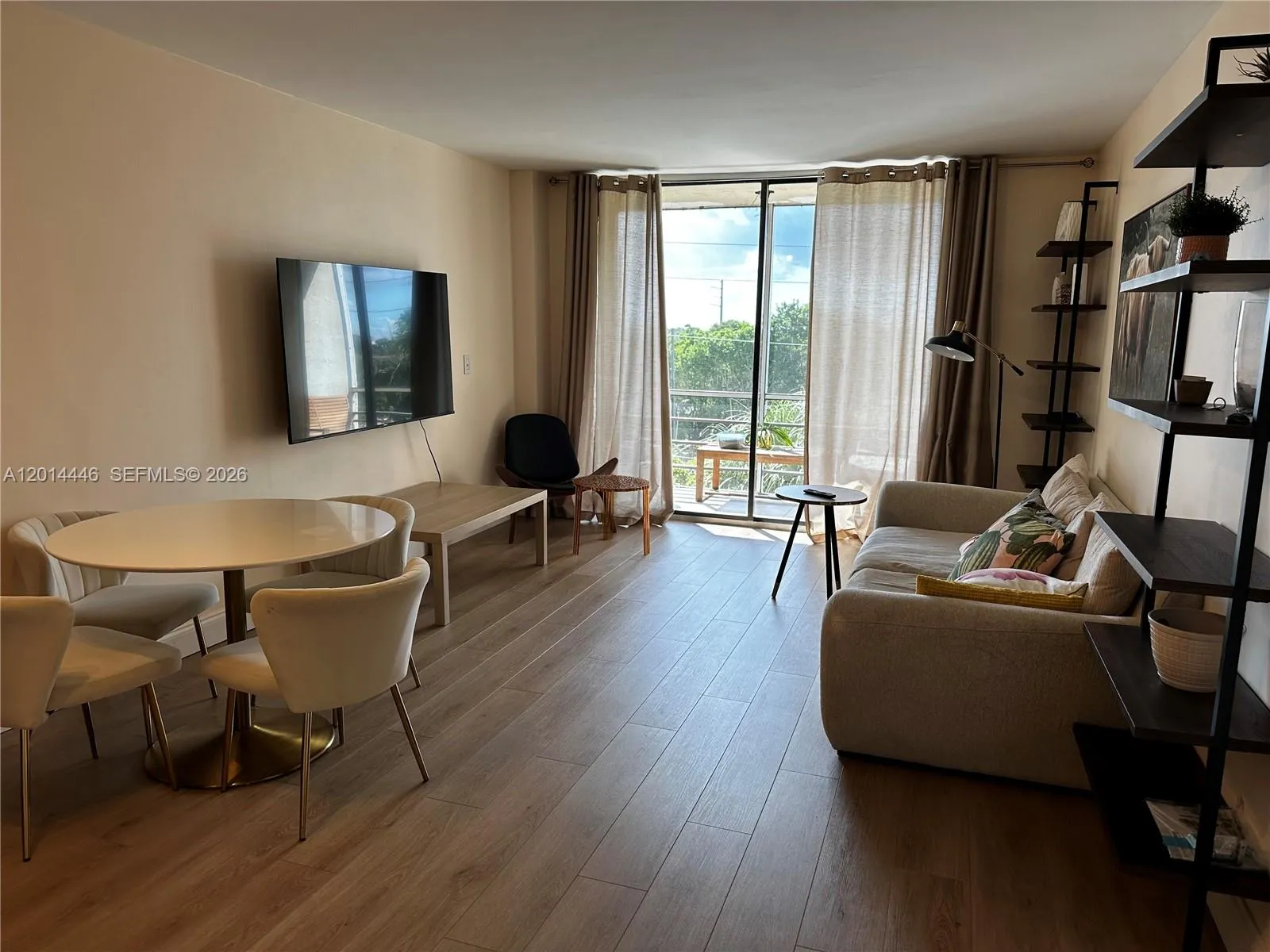 2821 N Miami Beach Blvd # 4E, North Miami Beach FL 33160