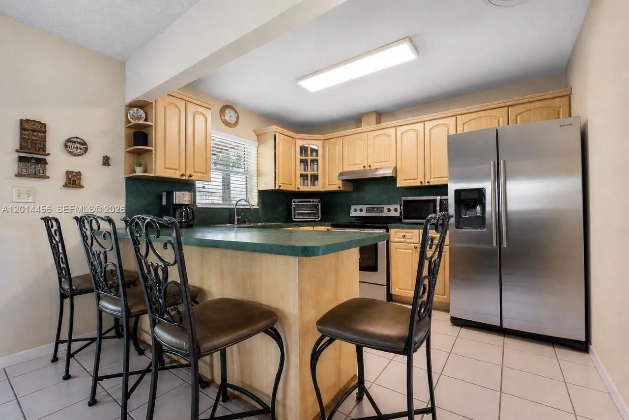 10315 SW 26th Ter, Miami FL 33165