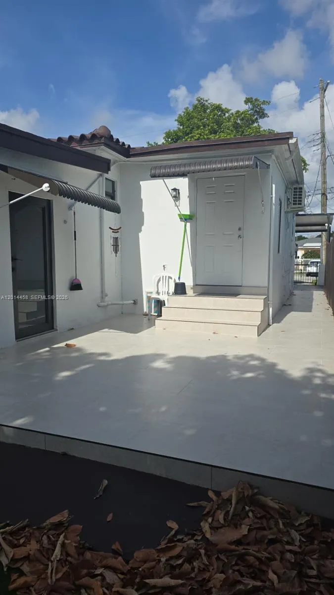 801 NW 35th Ave # 0, Miami FL 33125