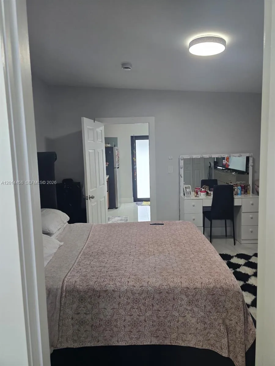 801 NW 35th Ave # 0, Miami FL 33125
