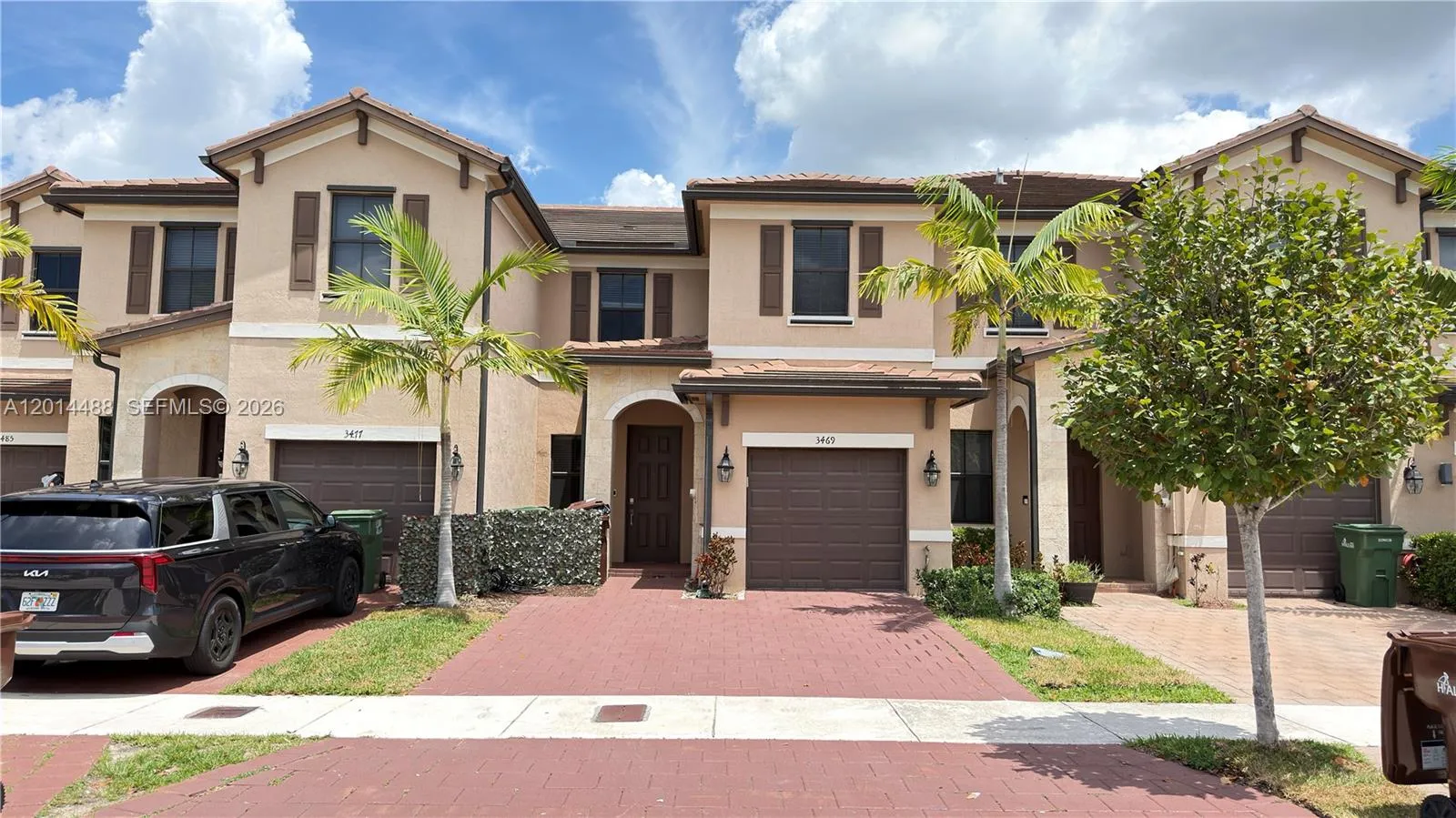 3469 W 106th St, Hialeah FL 33018