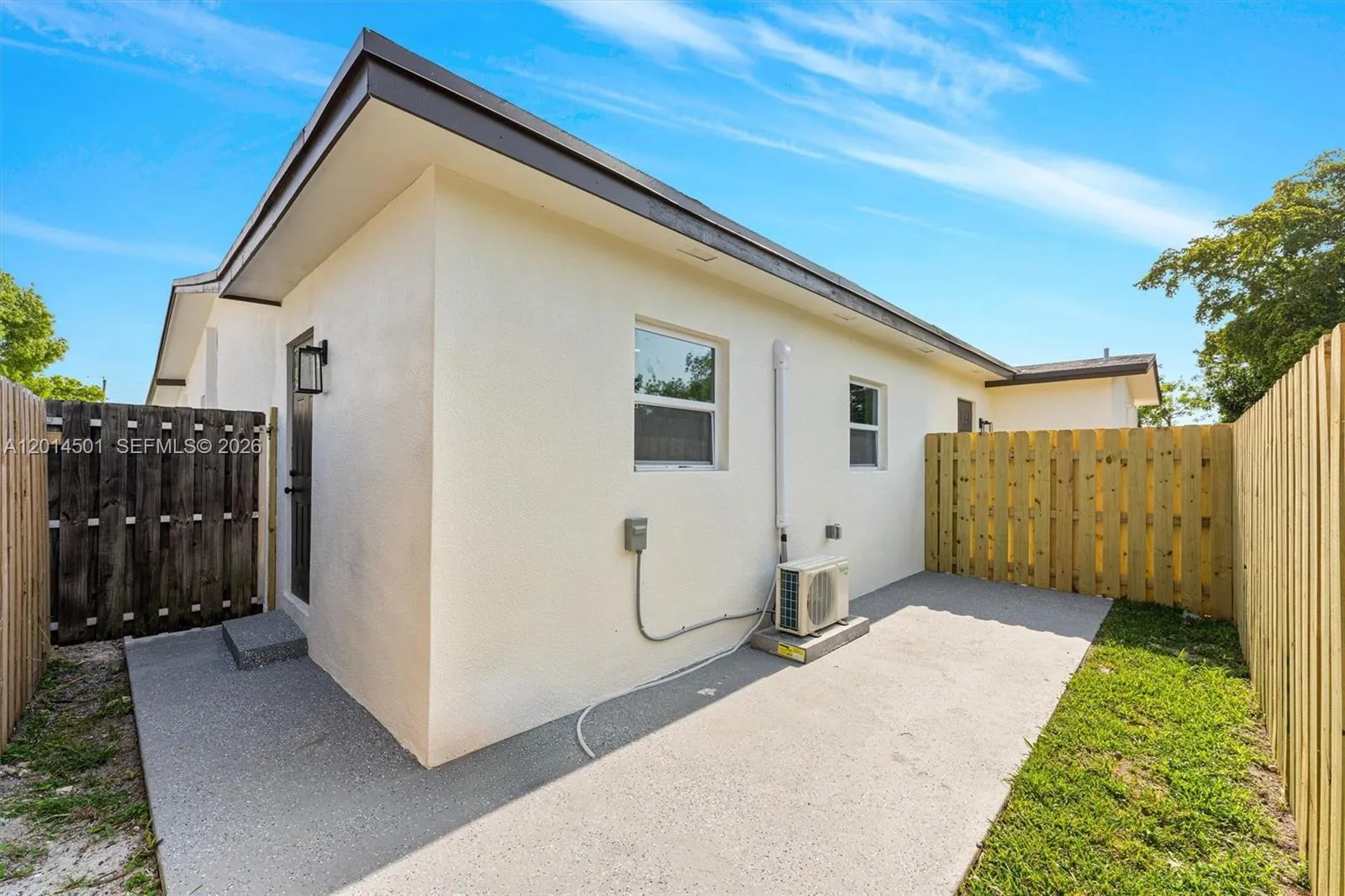 9720 NW 24th Pl # B, Sunrise FL 33322