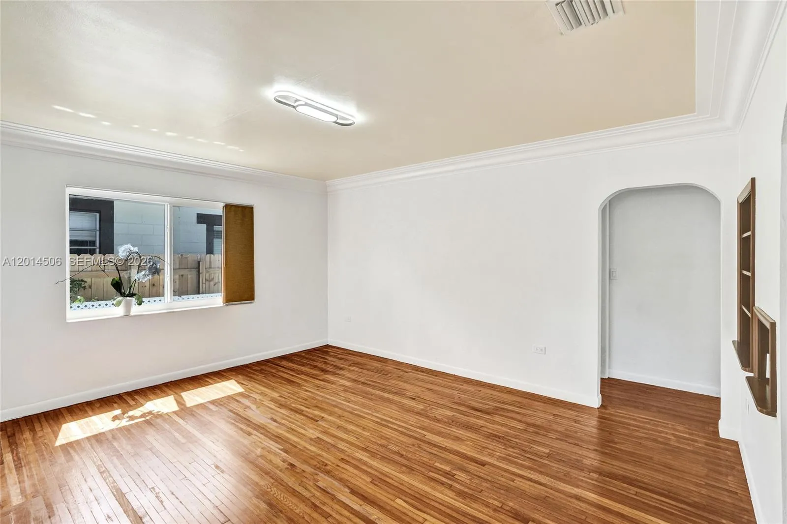 2420 SW 16th St, Miami FL 33145