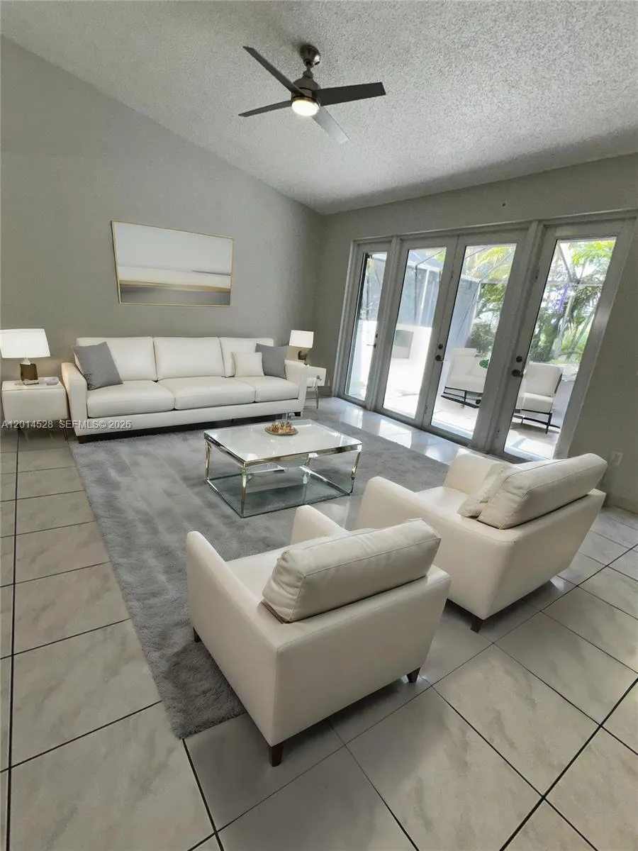 4745 NW 98th Pl, Doral FL 33178