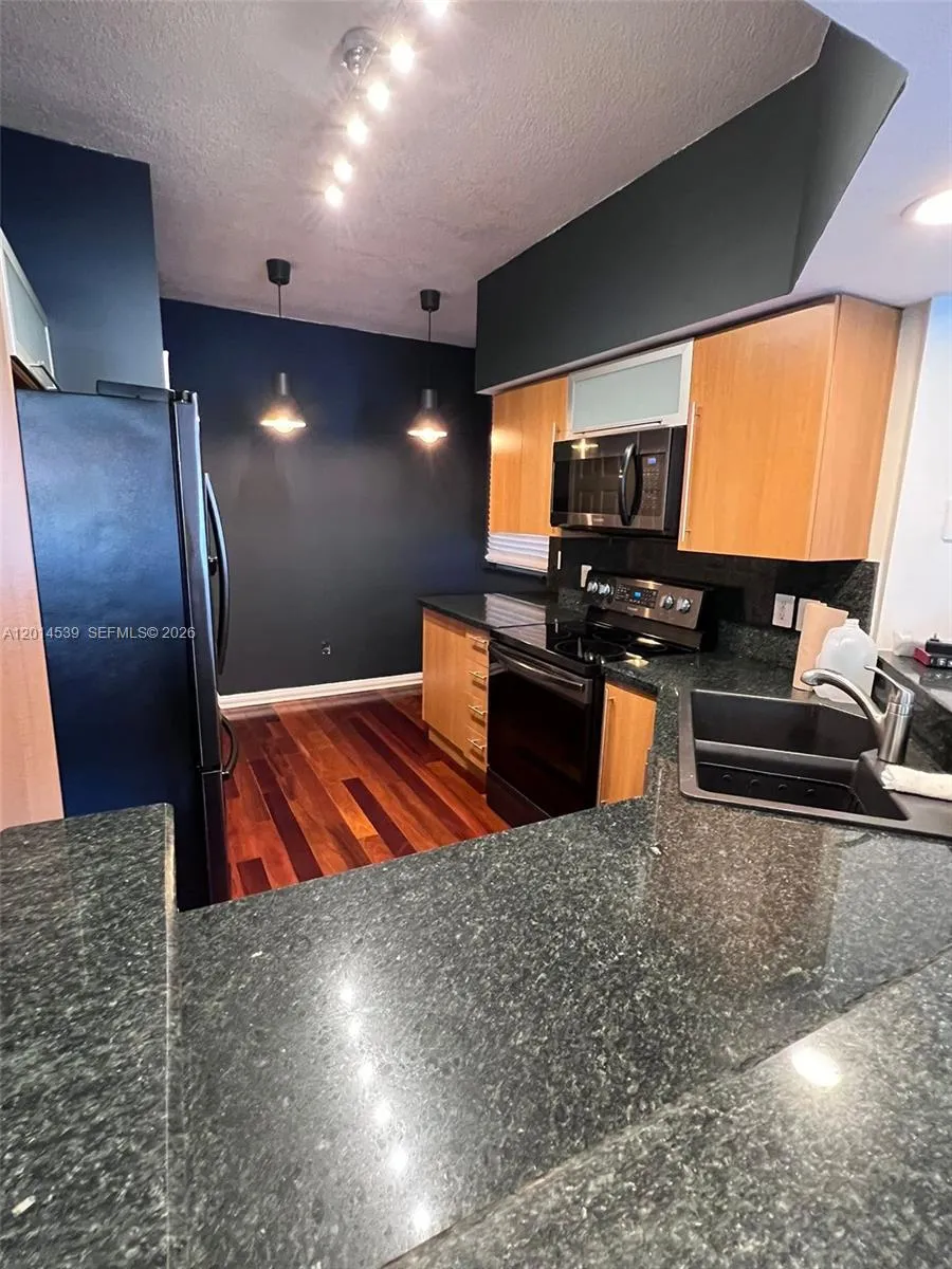 3165 NE 184th St # 6304, Aventura FL 33160