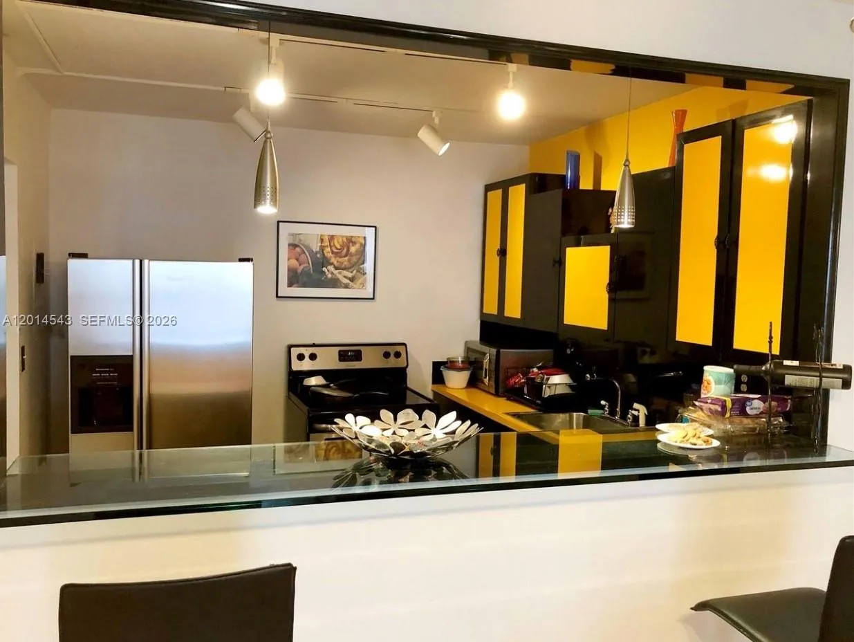 600 Three Islands Blvd # 418, Hallandale Beach FL 33009