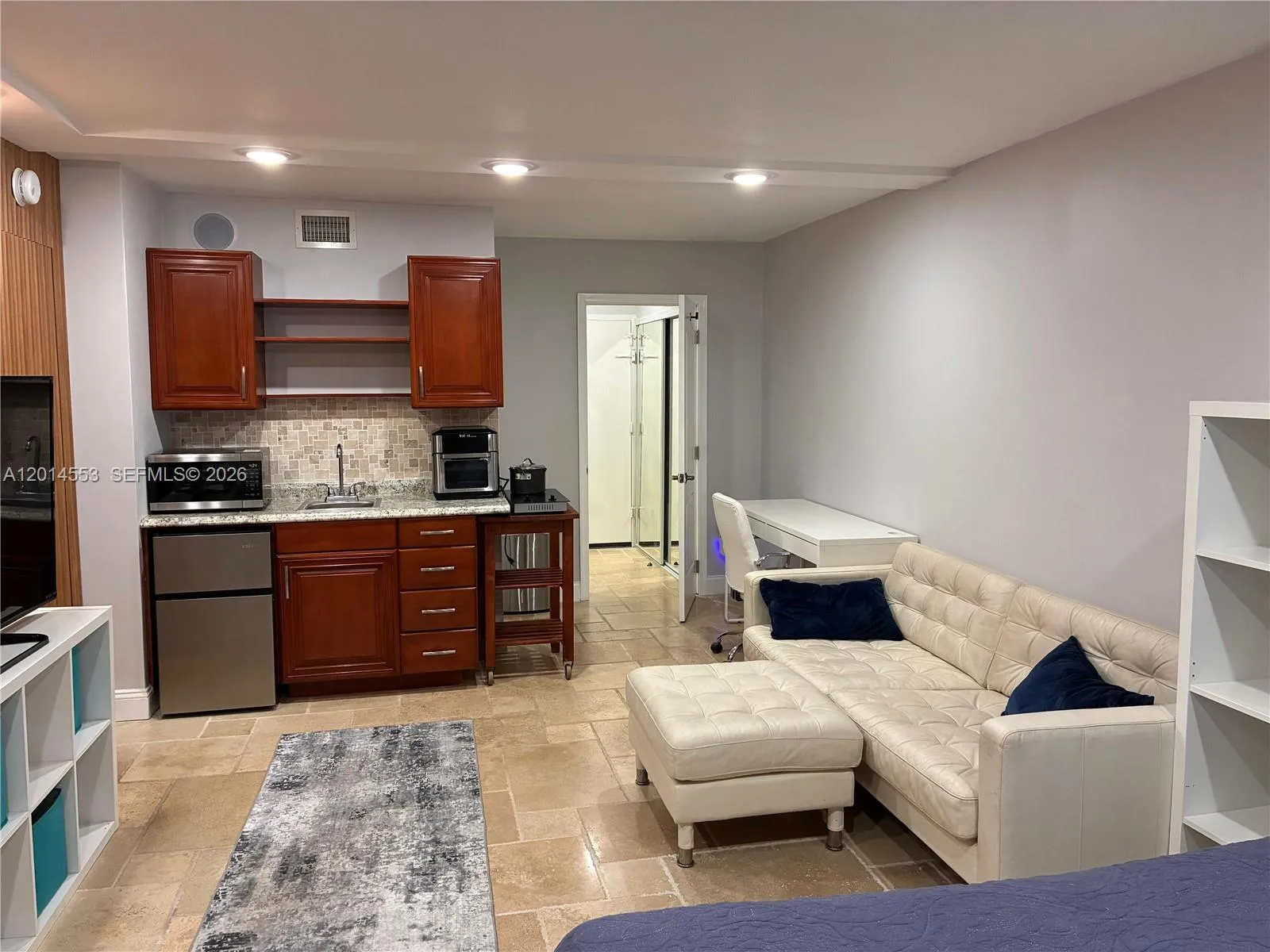 2780 NE 183rd St # 1, Aventura FL 33160