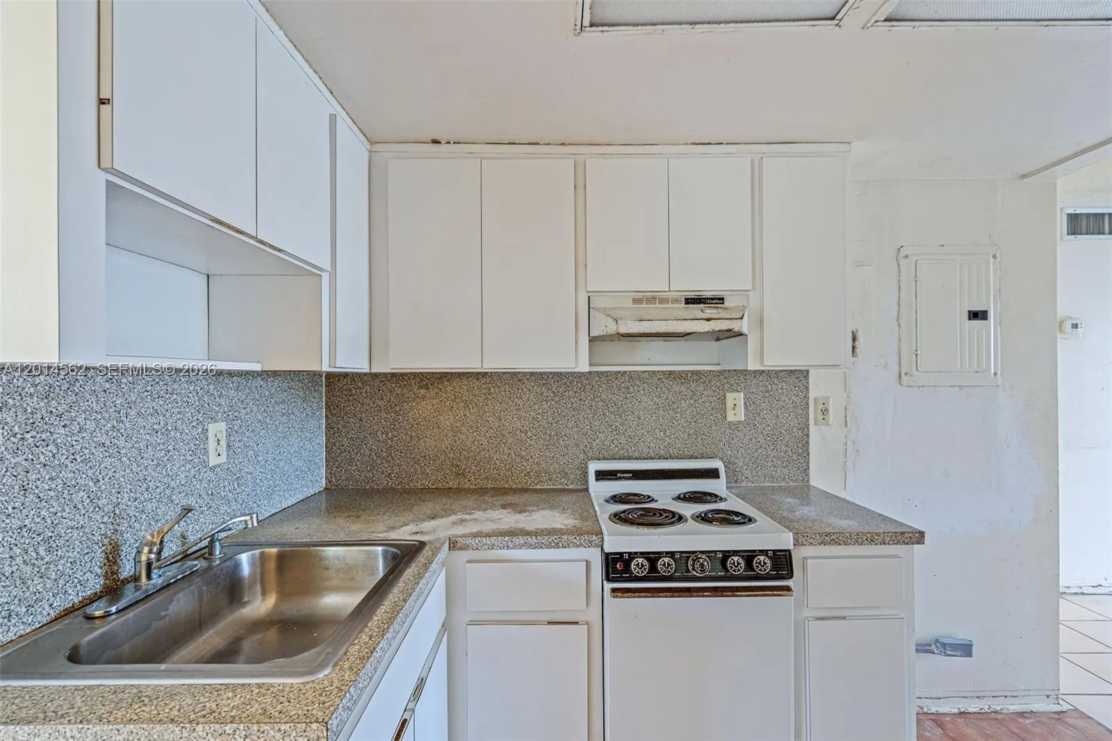 234 Antiquera Ave # 3, Coral Gables FL 33134