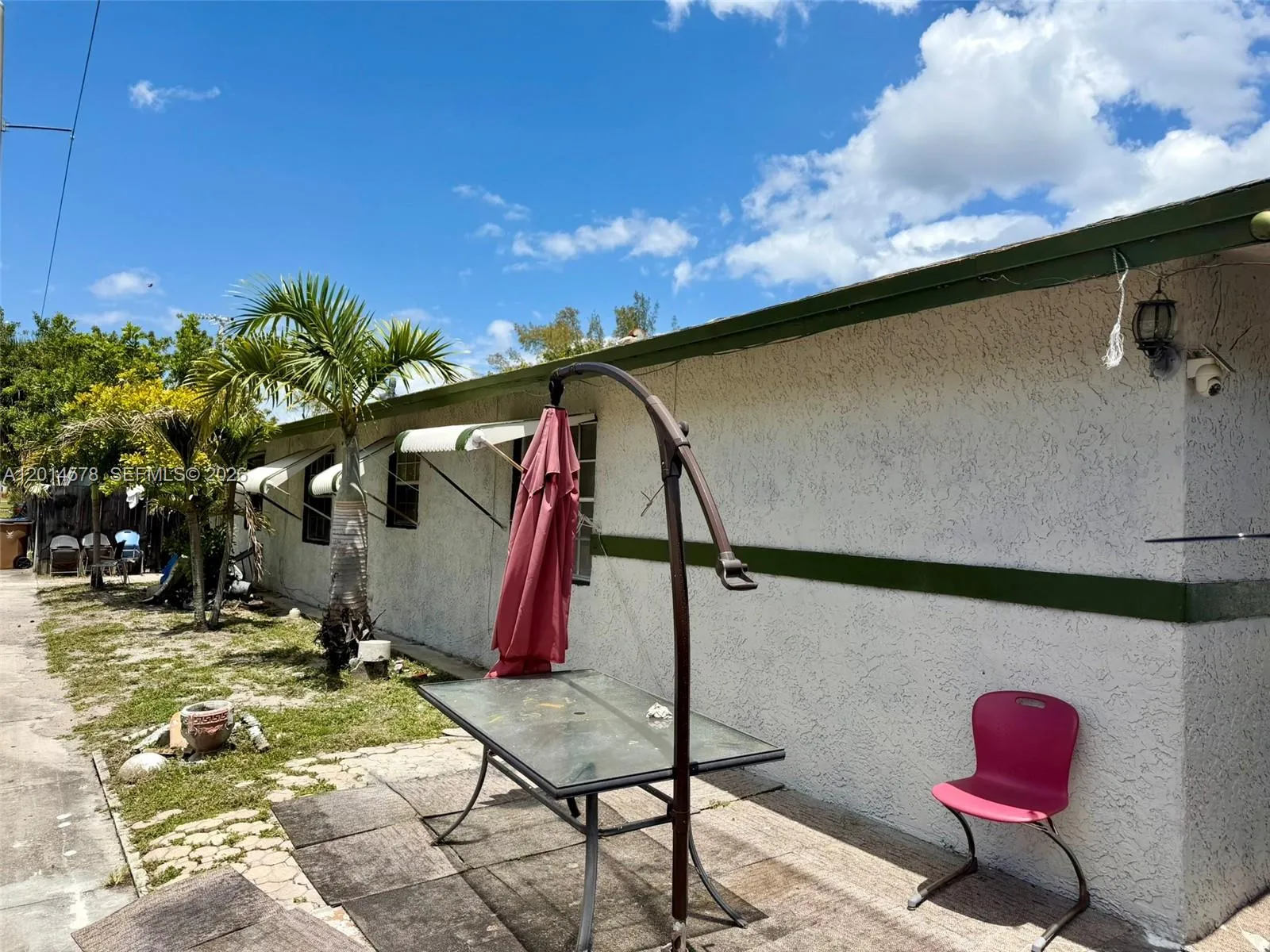 141 SW 2nd St, Deerfield Beach FL 33441