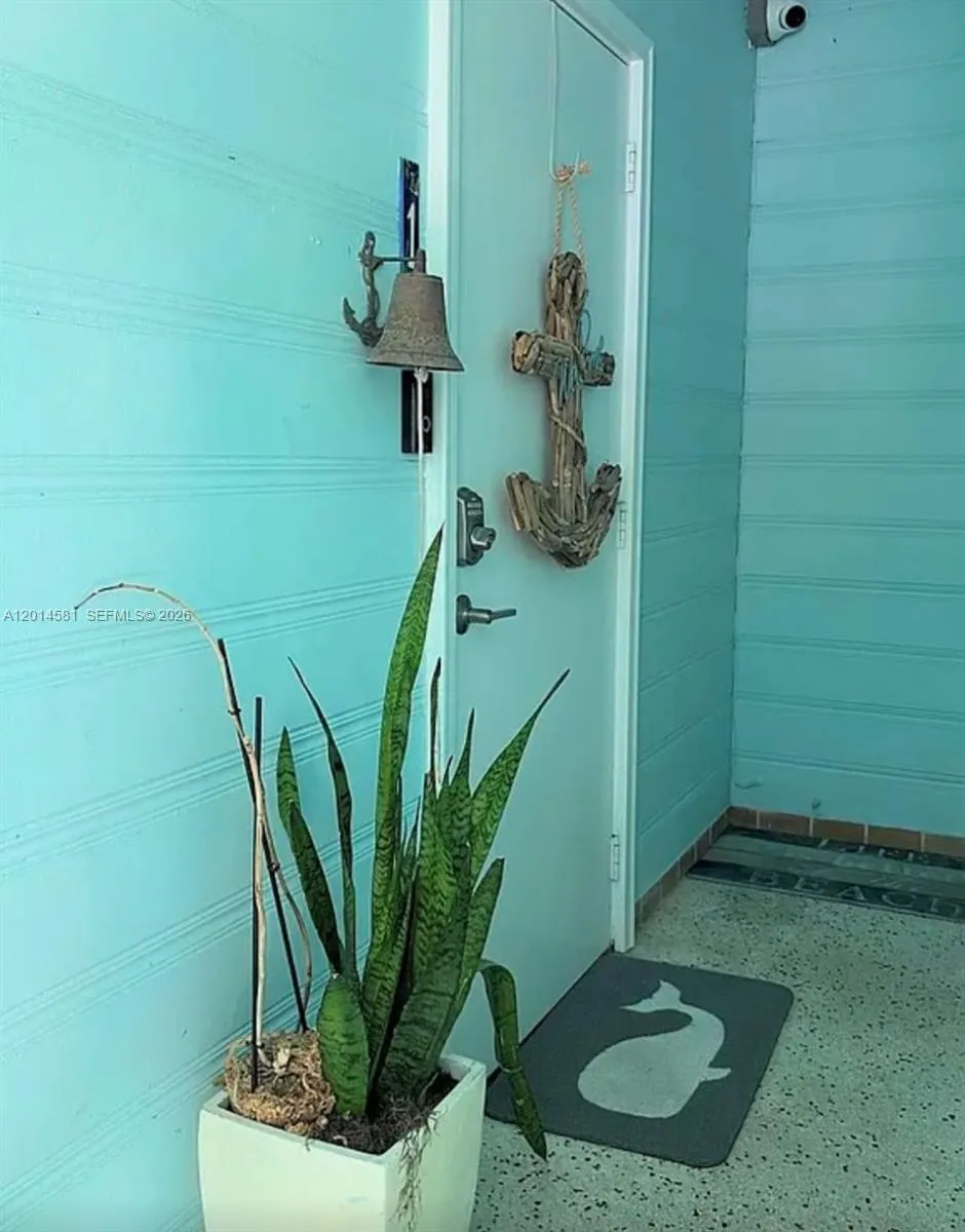 3400 N Surf Rd # 1, Hollywood FL 33019
