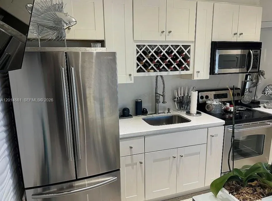 3400 N Surf Rd # 1, Hollywood FL 33019