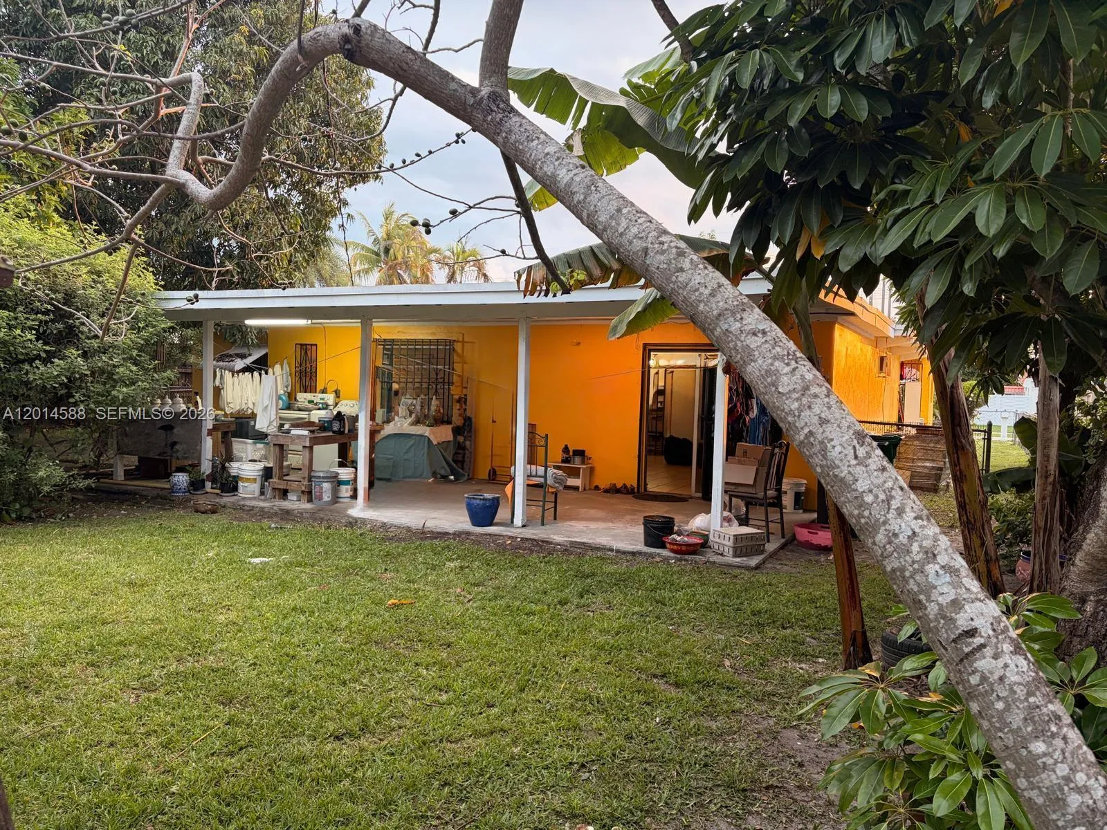 3721 SW 104th Ct, Miami FL 33165