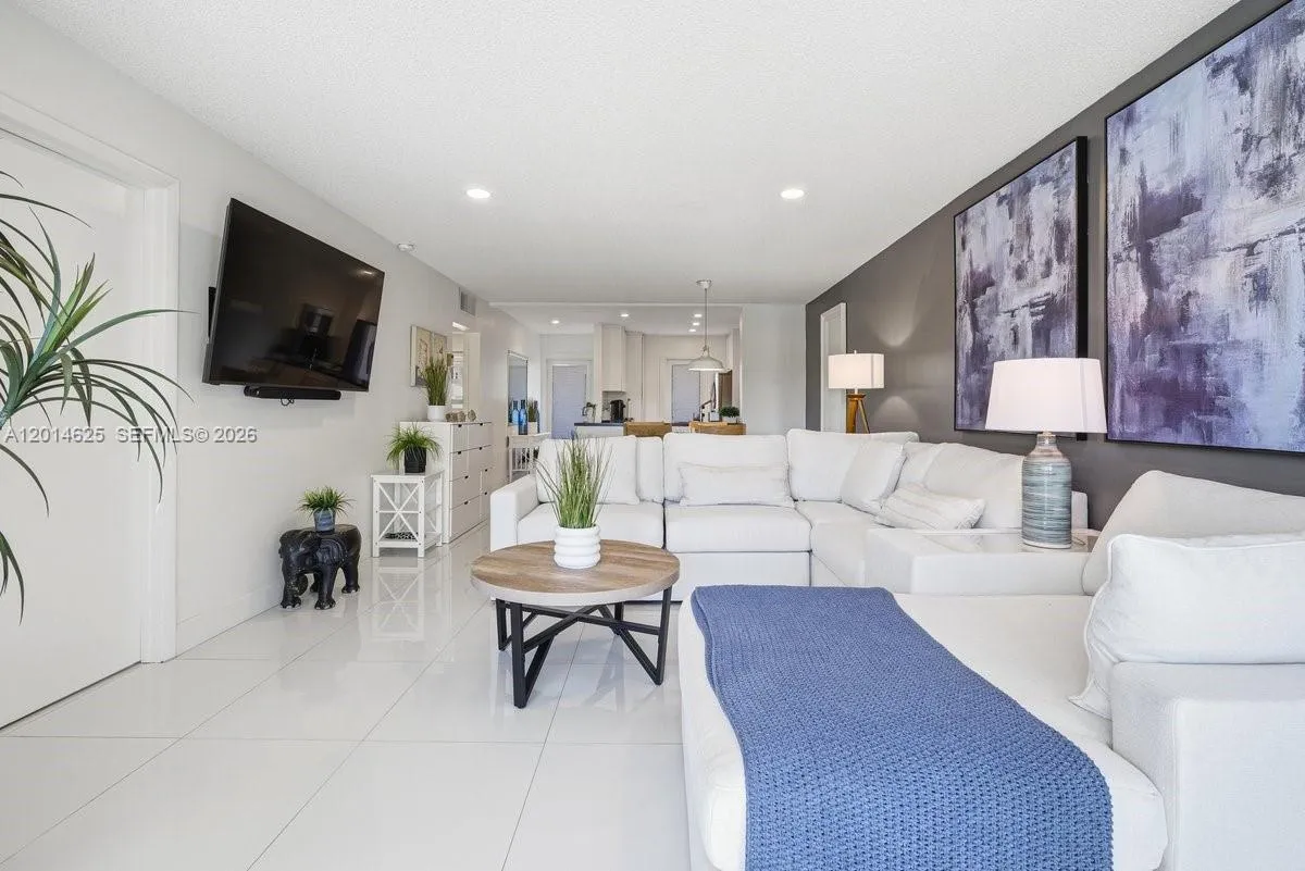 1501 S Ocean Blvd # 307, Lauderdale By The Sea FL 33062