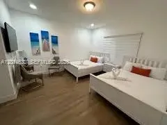 613 NW 10th St, Hallandale Beach FL 33009