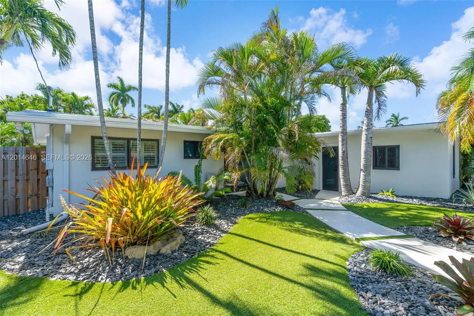 2643 Flamingo Ln, Fort Lauderdale FL 33312