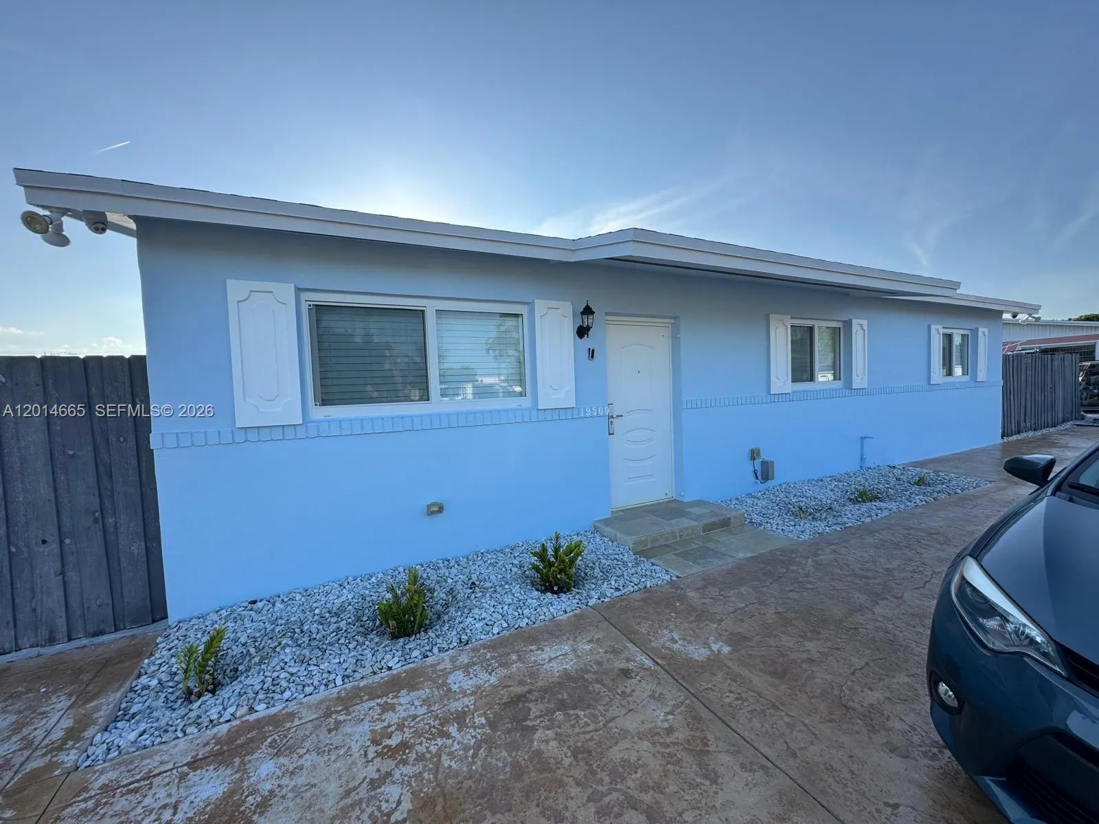 19500 SW 115th Ave, Miami FL 33157