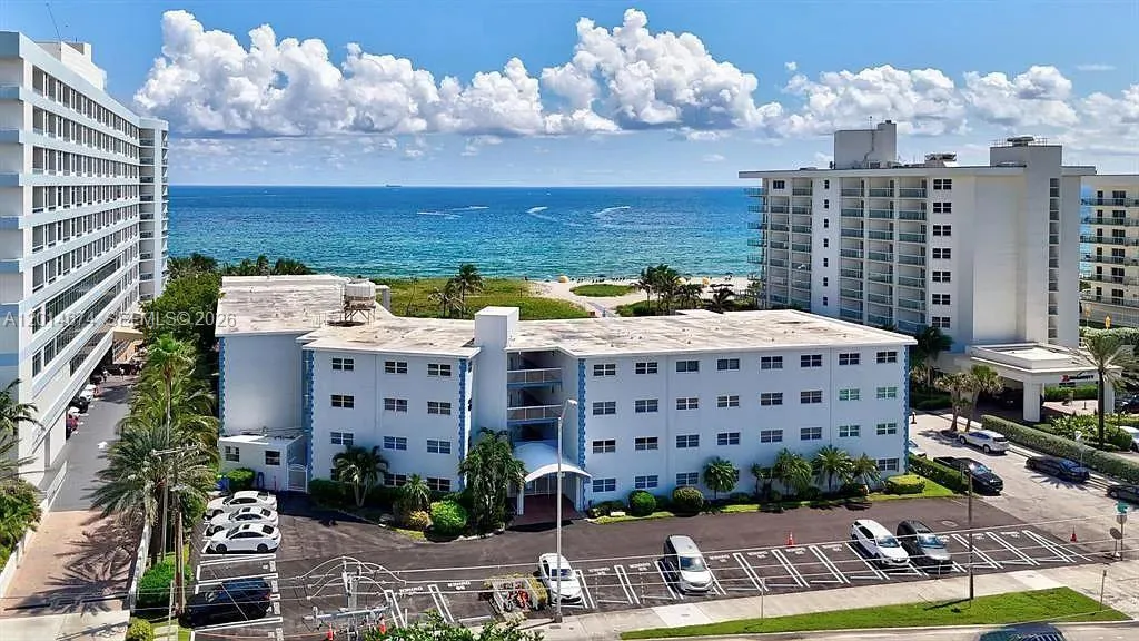 1300 N Ocean Blvd # 111, Pompano Beach FL 33062