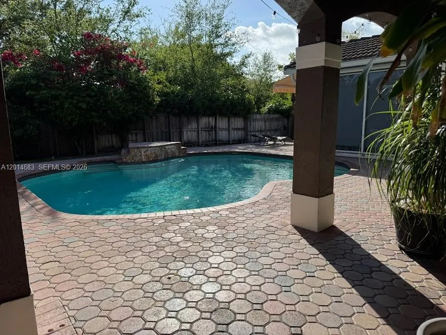 9026 SW 160th Ter, Palmetto Bay FL 33157