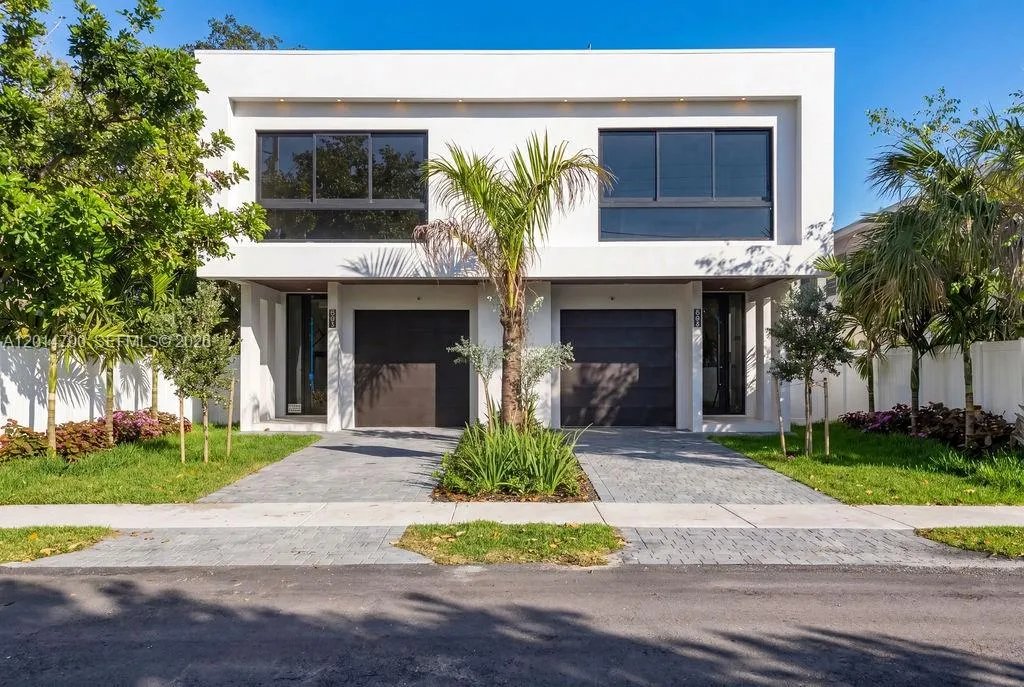 904 NE 17th Ter, Fort Lauderdale FL 33304