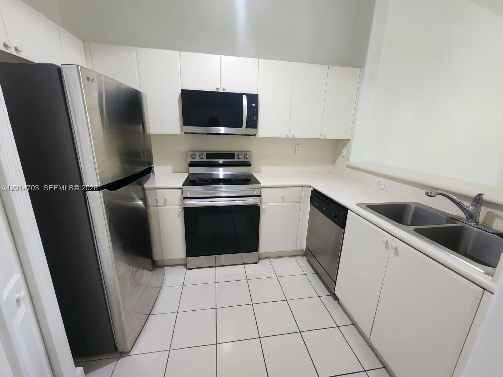 1539 SE 27th St # 201, Homestead FL 33035