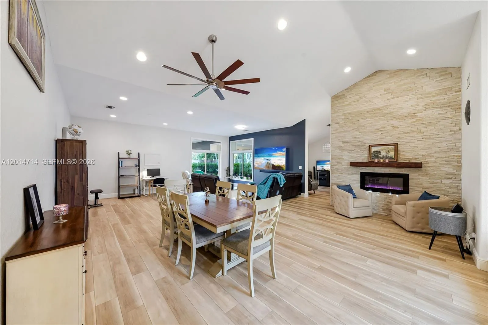 1190 Balboa Ct, Weston FL 33326