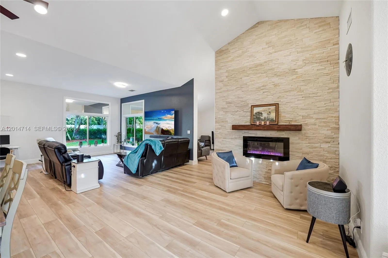 1190 Balboa Ct, Weston FL 33326