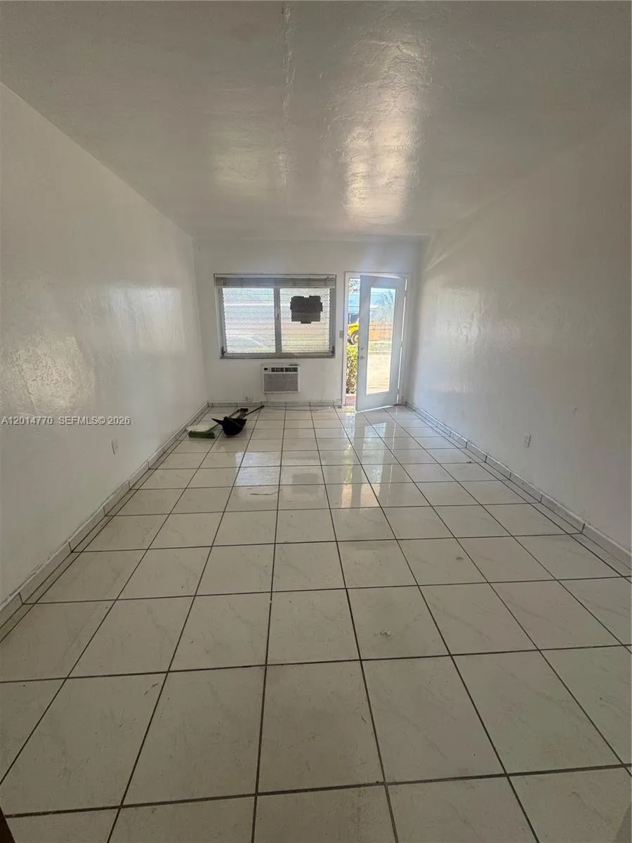 7300 Harding Ave # 9, Miami Beach FL 33141