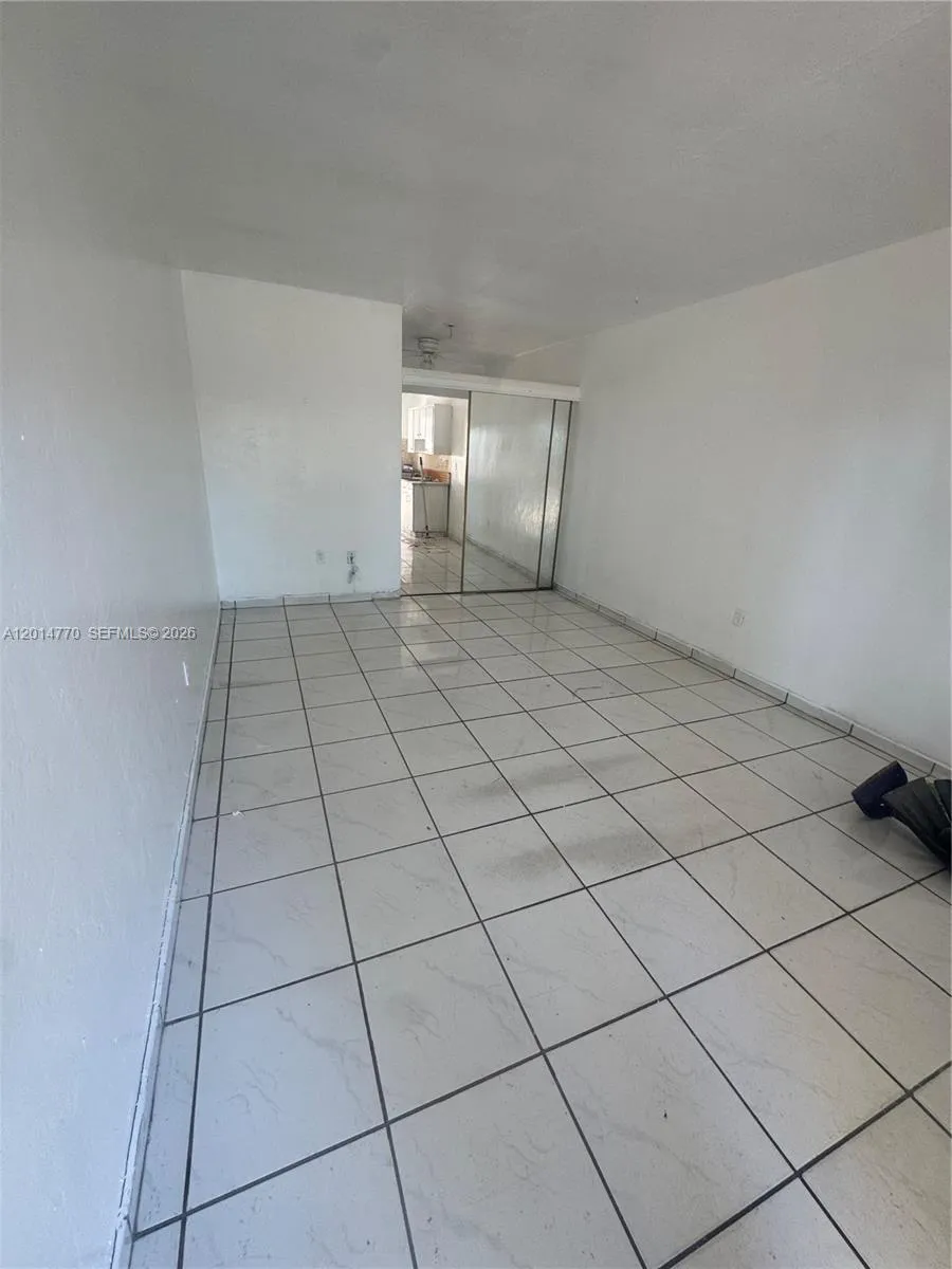7300 Harding Ave # 9, Miami Beach FL 33141
