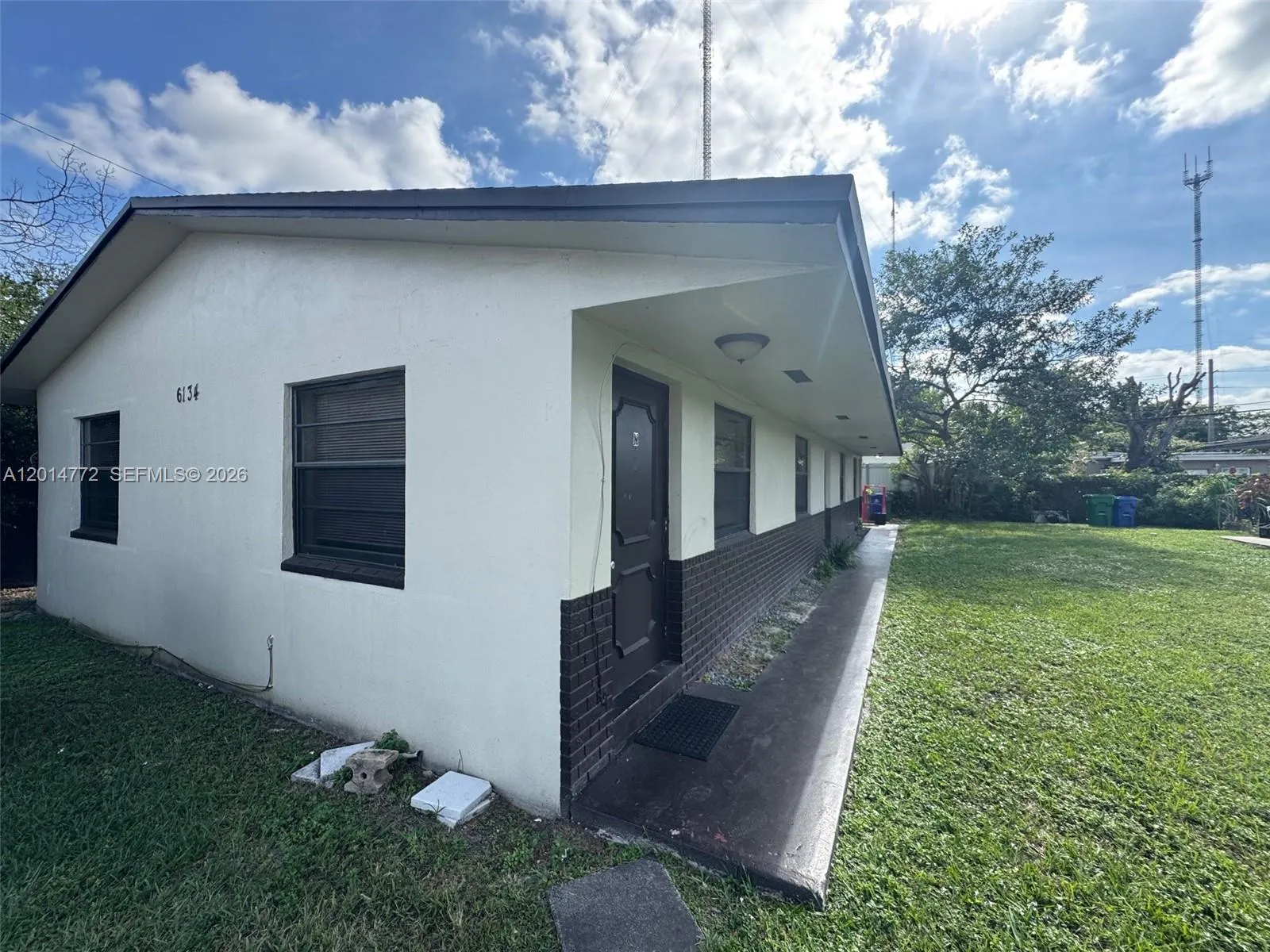6134 SW 40th Ct, Miramar FL 33023