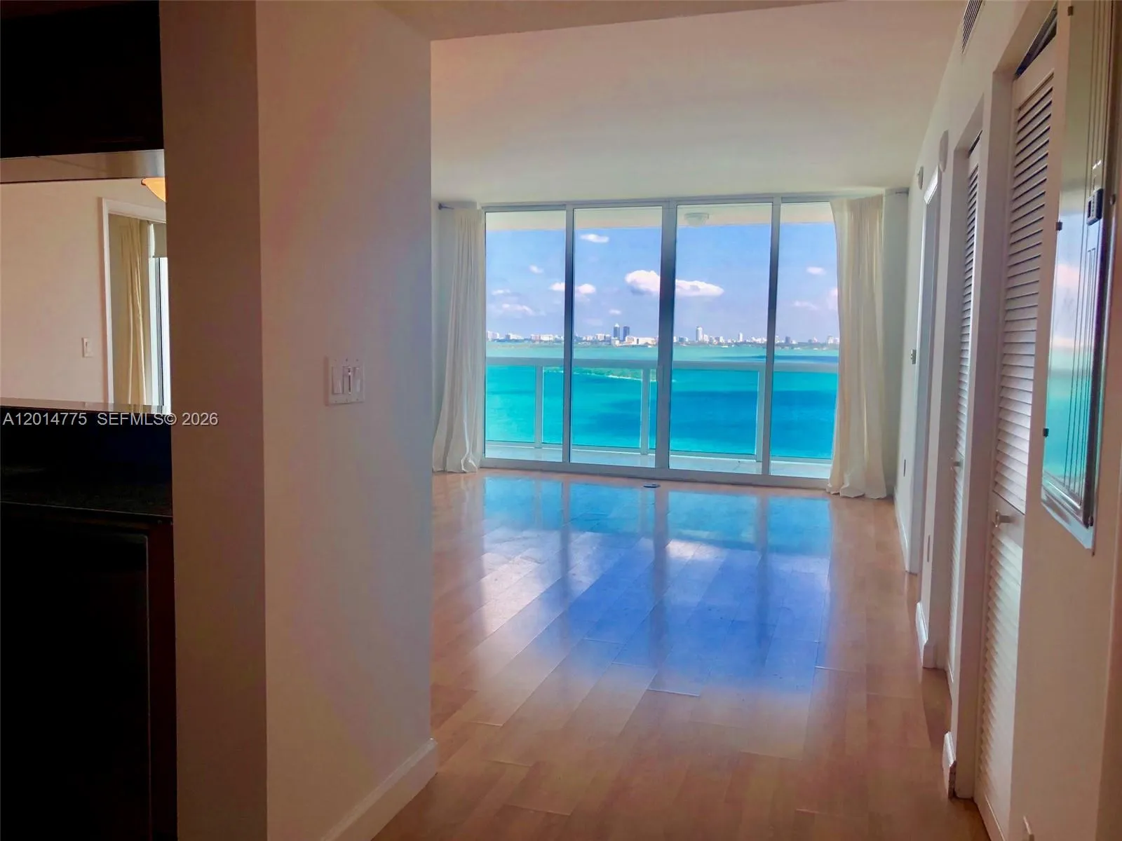 1800 N BAYSHORE DR # 1605, Miami FL 33132