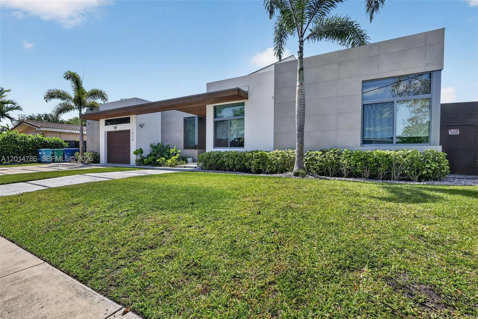 1830 NE 193rd St, Miami FL 33179