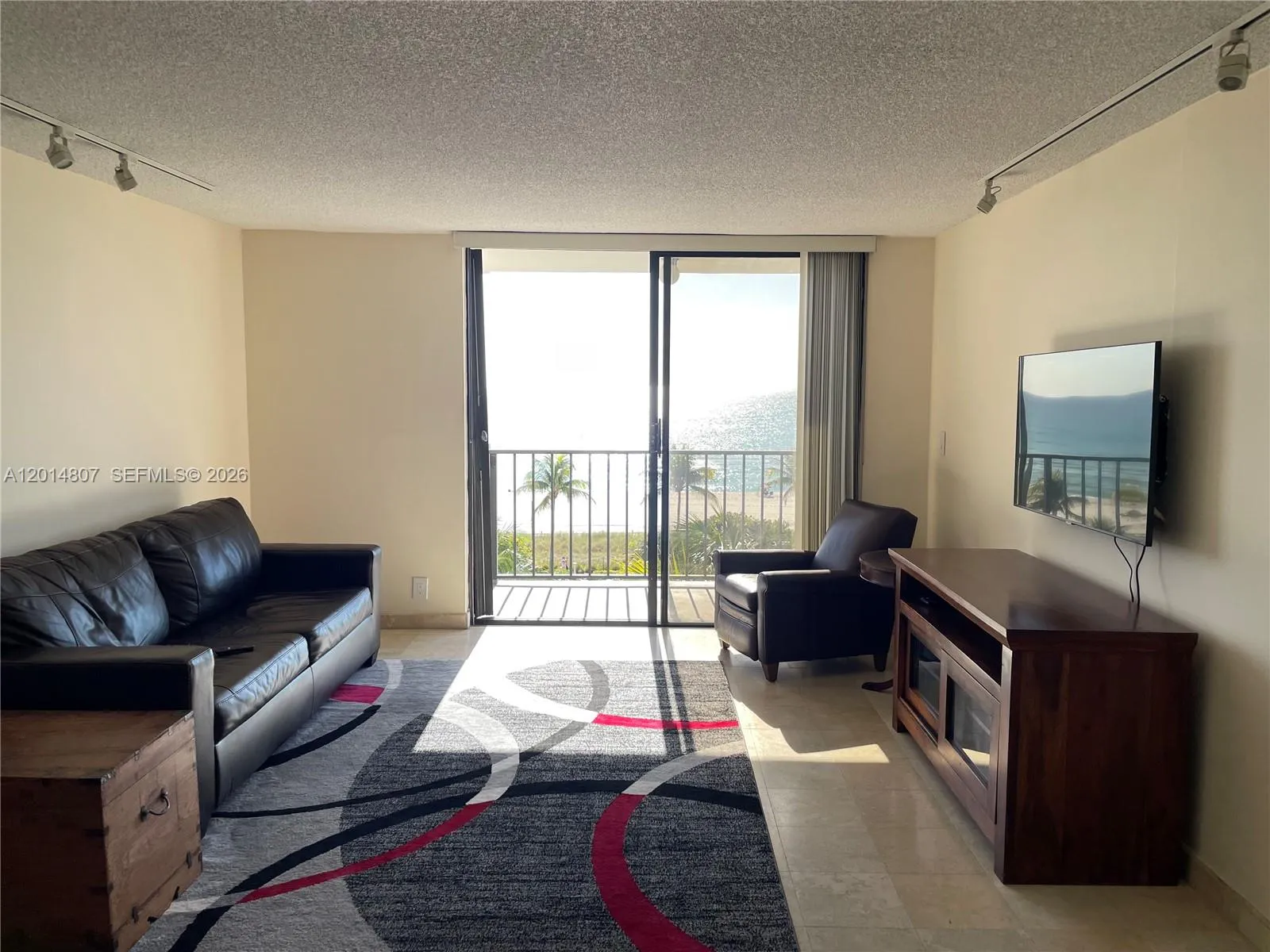 2625 Collins Ave # 605, Miami Beach FL 33140