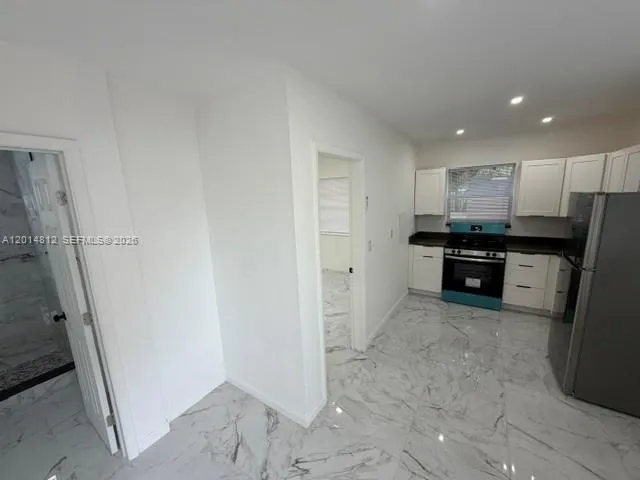 1909 Plunkett St # 4, Hollywood FL 33020