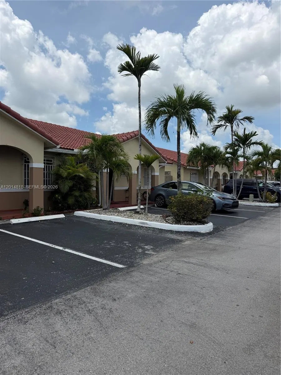 7101 W 24th Ave # 14, Hialeah FL 33016