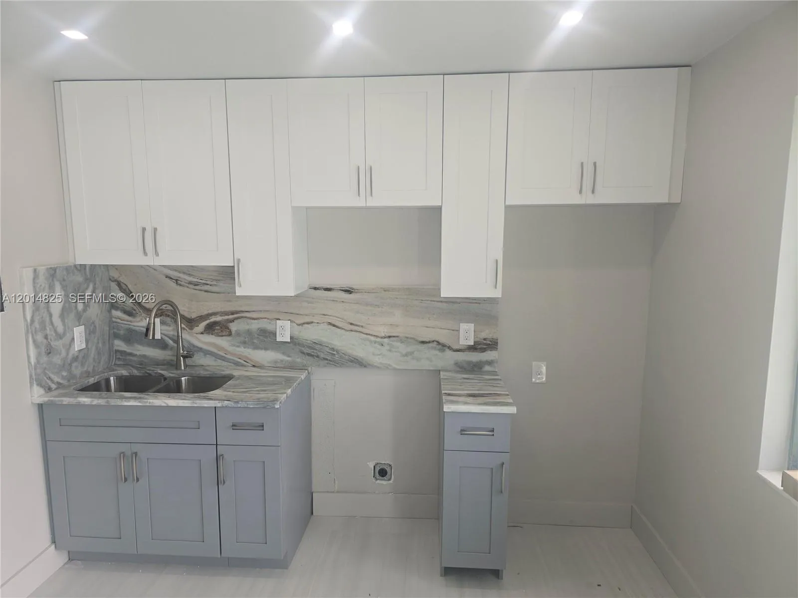 3300 SE 6th St, Pompano Beach FL 33062