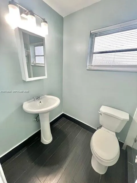 685 NE 85th St # 6, Miami FL 33138