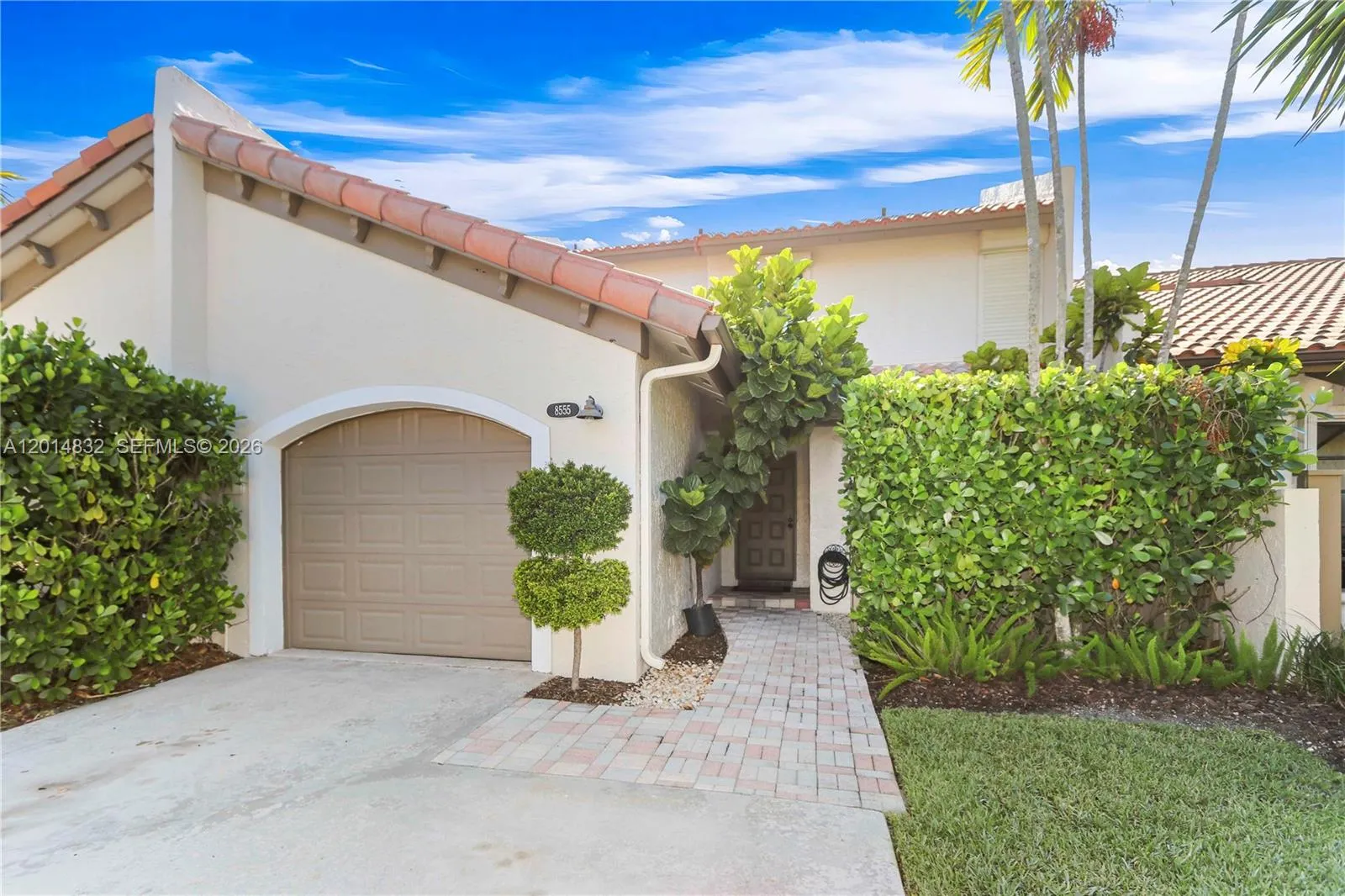 3 bedroom 2 bath for sale at 8555 SW 114th Ct, Miami FL 33173