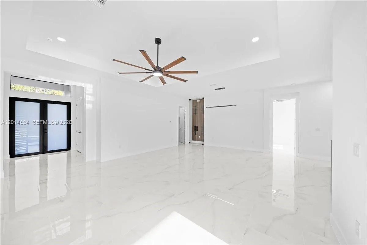 622 BEACH AVE S, Lehigh Acres FL 33974