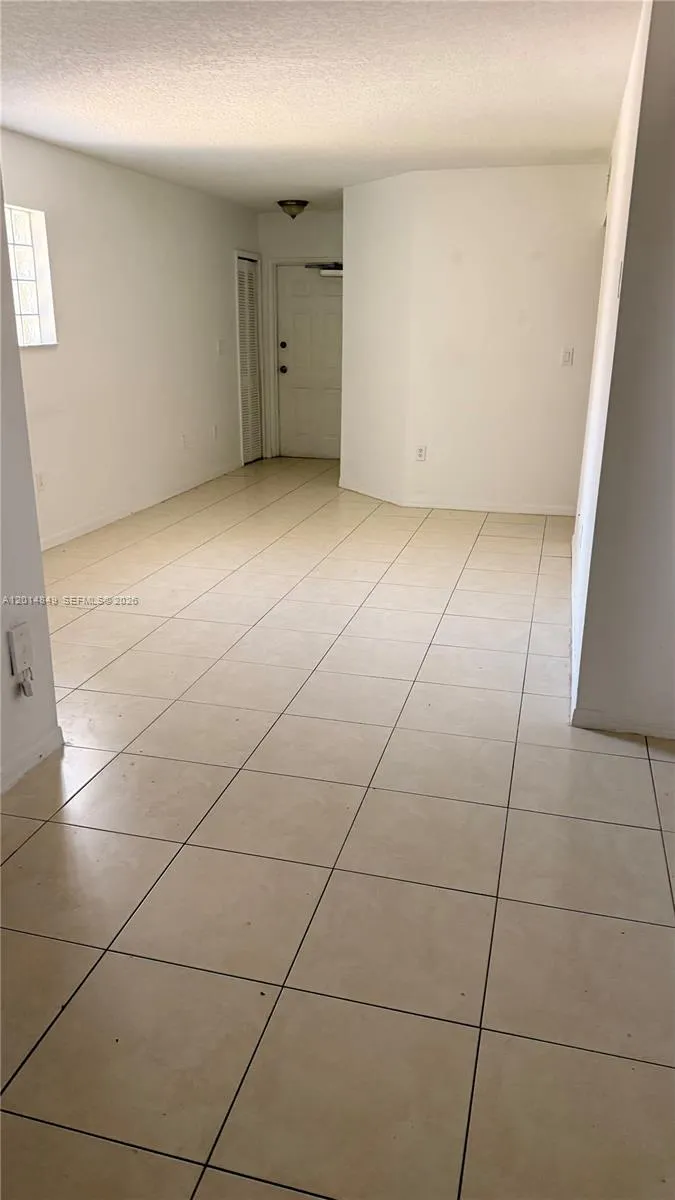 990 NE 33rd Ter # 104, Homestead FL 33033