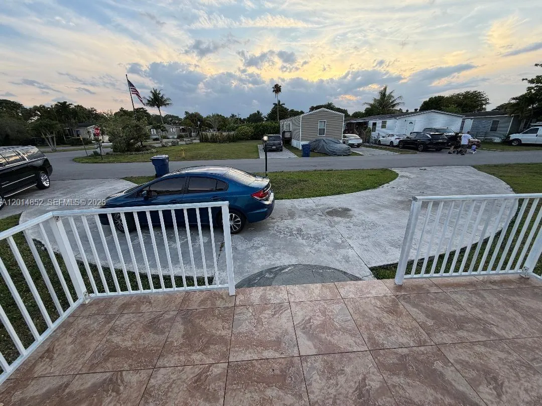 19800 SW 180th Ave unit 105, Miami FL 33187